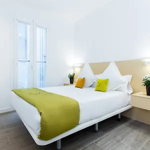 Cosmo Apartments Marina - Auditori Appartement