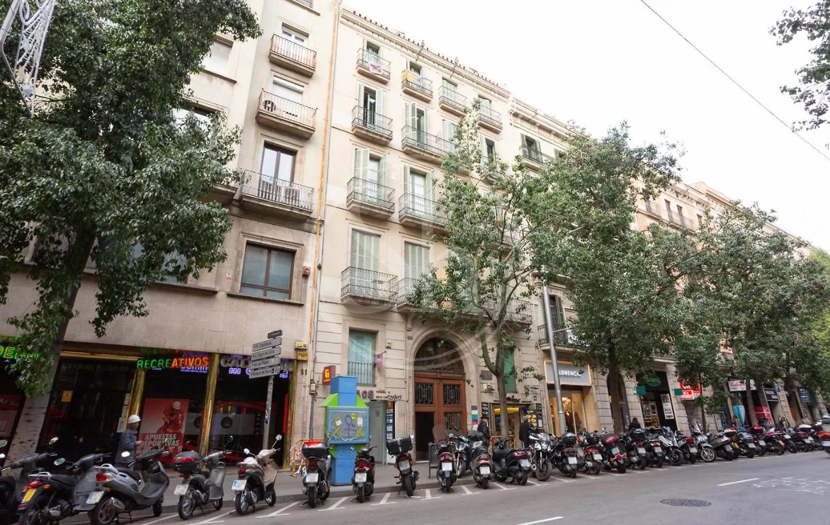 Apartment Comodo Apartamento Cerca De Plaza Cataluna Barcelona